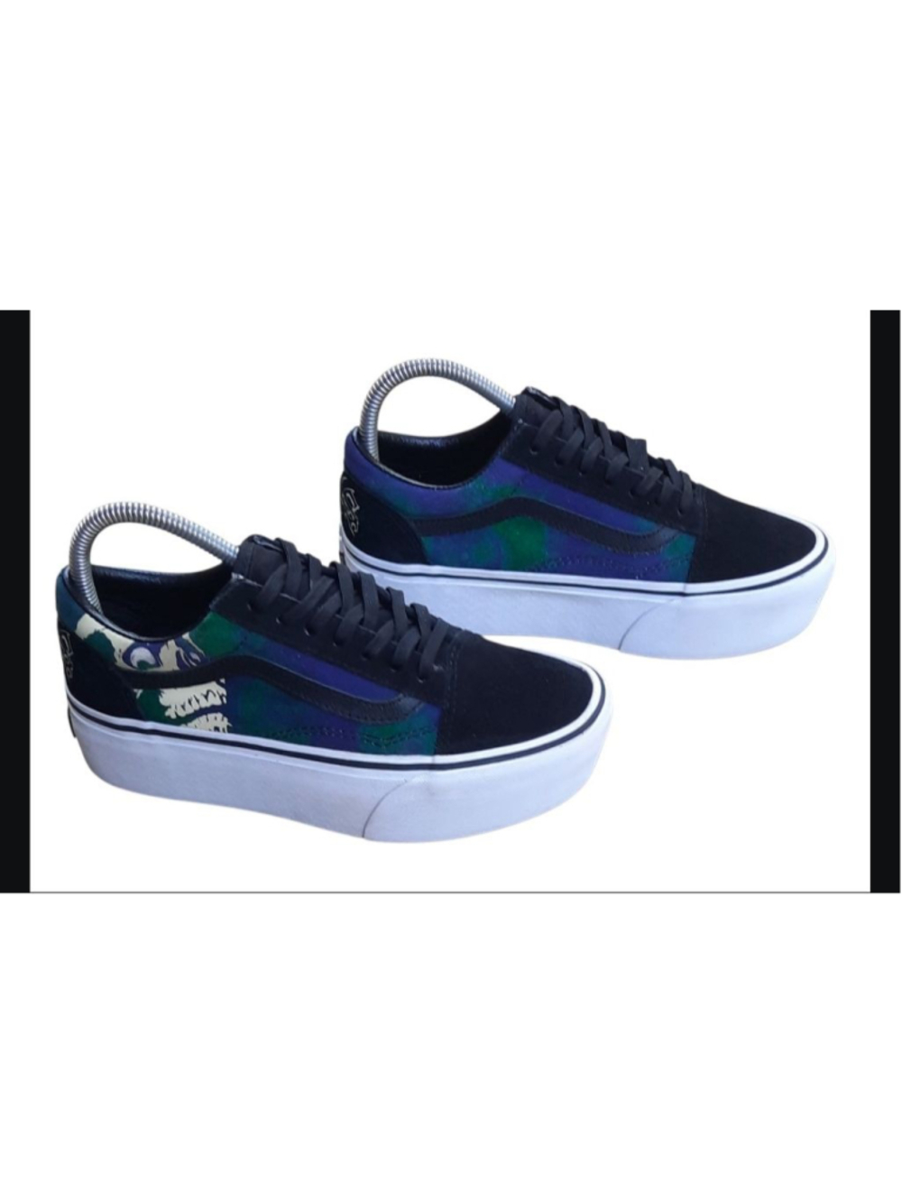 VANS Old Skool Stackform
Glow-In-The-Dark Skull
Print Women Size 6.5
Black Green